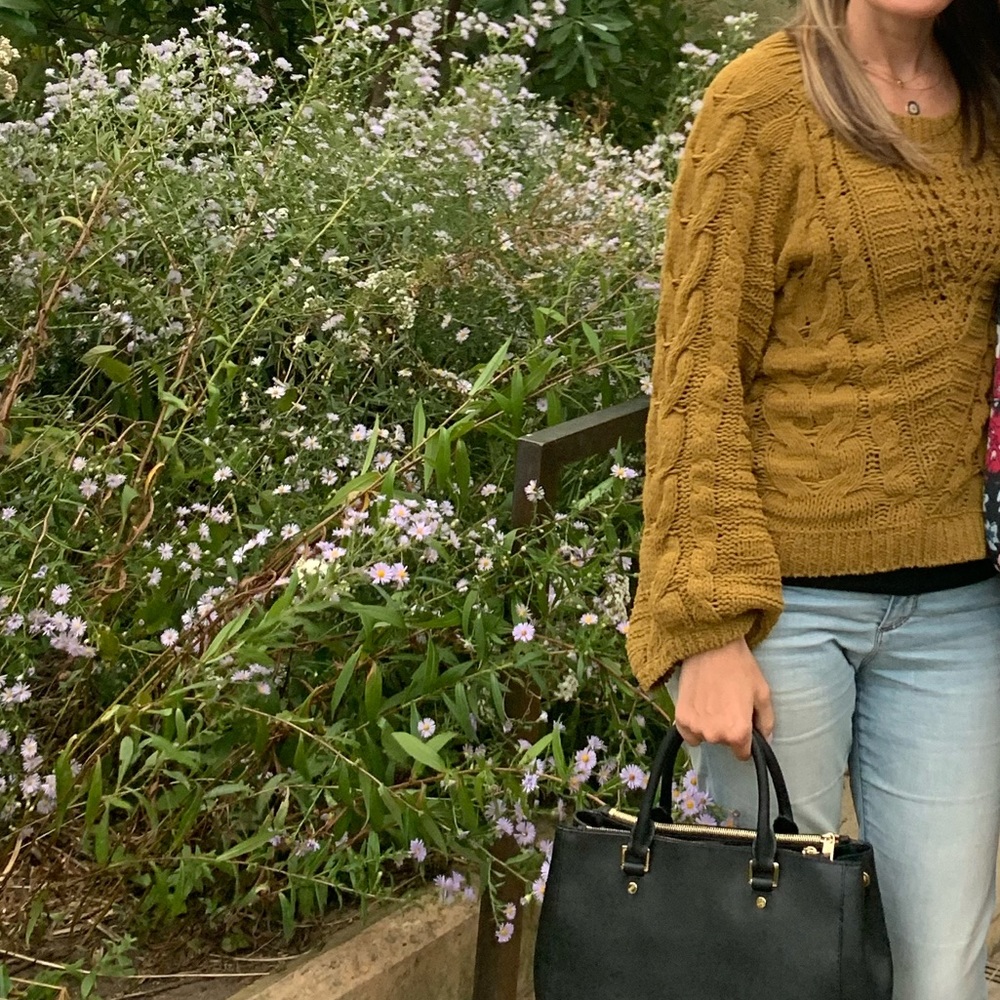 🌟 Express sweater 🌟 - Picture 3 of 6